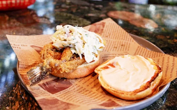 Grouper-Butterflied-Minuta-Sandwich Grouper-Butterflied-Minuta-Sandwich